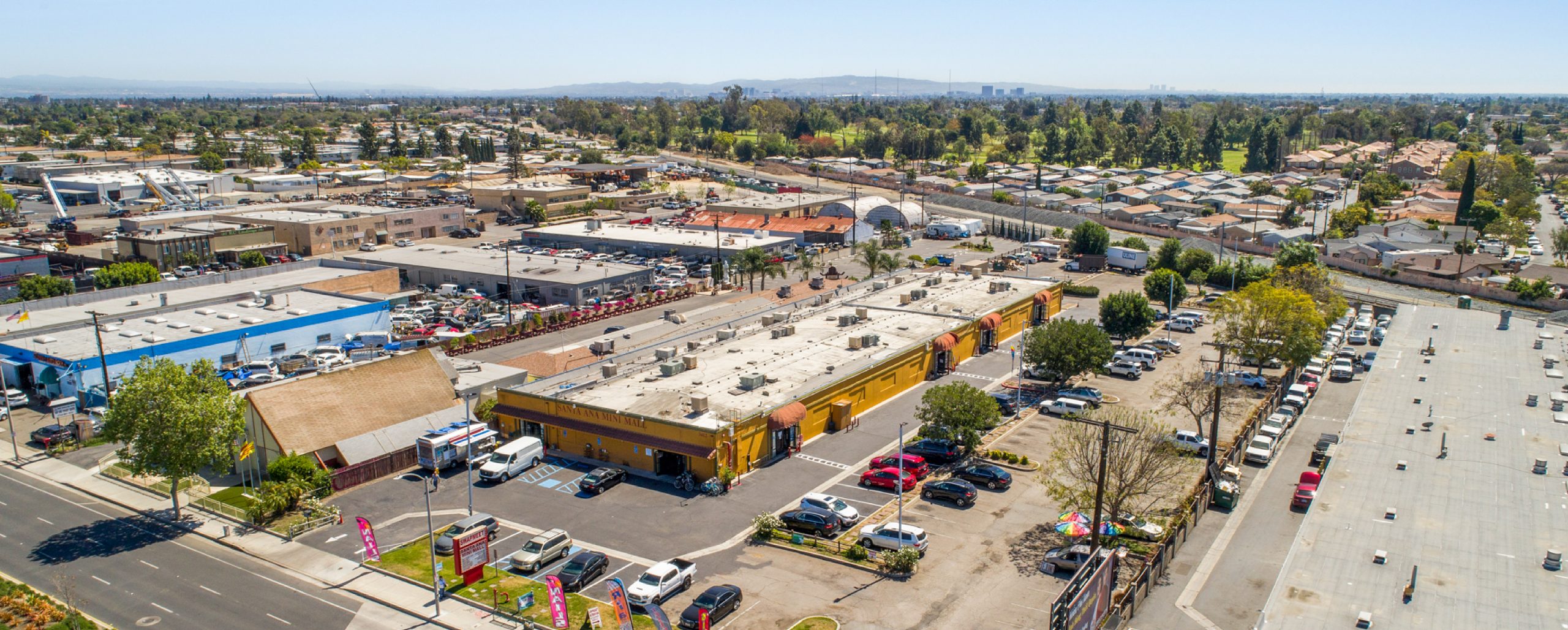 bird-eye view of mini mall